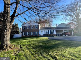 6301 Glenbard Rd, Burke, VA 22015