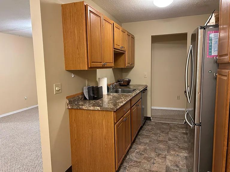 31 Woodsedge Dr #4B — Photo 5