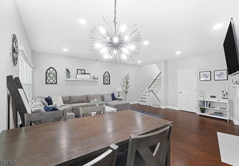 2202 Yardley Pl — Photo 7