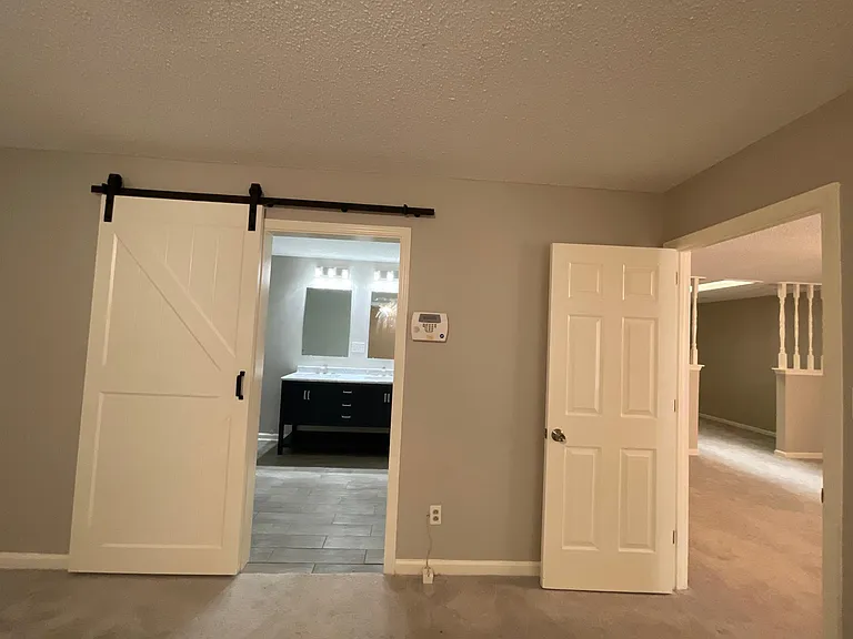6914 Steeplechase Dr NW — Photo 6