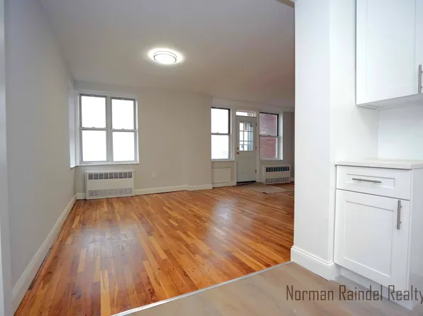 117-12 Ocean Pm image 8 of 40