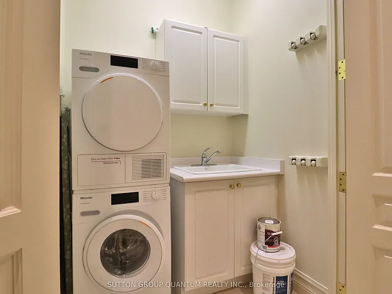 1 Post Rd #108 — Photo 13