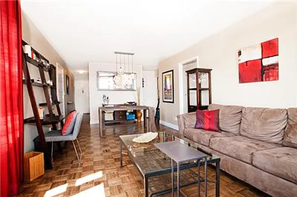 Sold by Barkoff Residential  | media 28