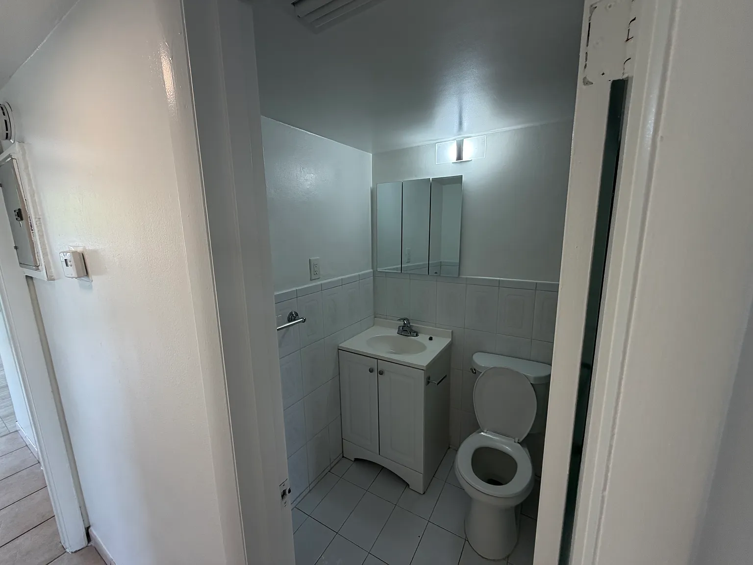 2 bed, 1211 sqft, $2,350 — Photo 2
