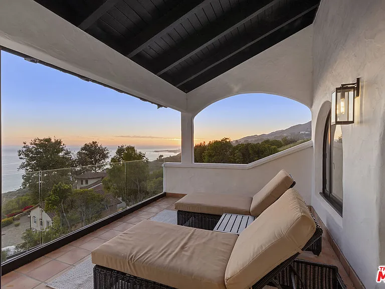 3909 Villa Costera — Photo 35