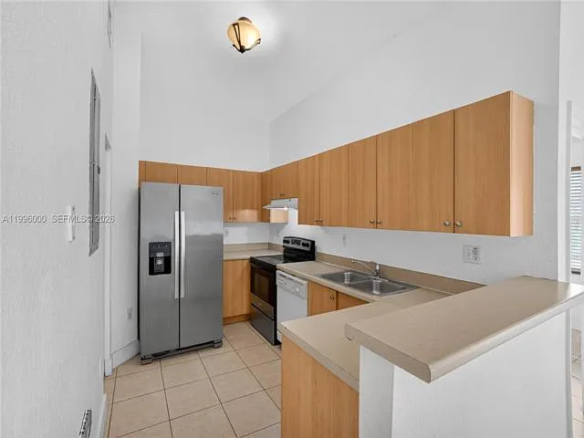 14613 SW 117th Ave — Photo 5