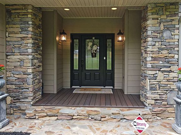 4th image of 515 Black Forest Ln