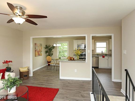 5th image of 922 Autumnwood Dr