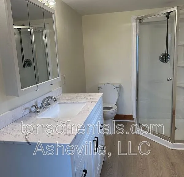 1809 Windsor Dr — Photo 16