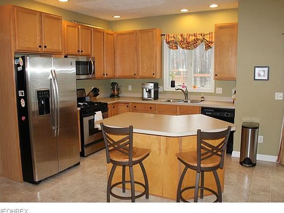 2nd image of 32193 Teasel Ct
