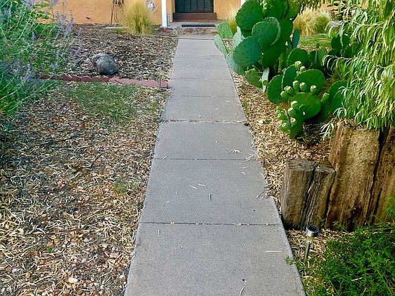 3rd image of 2622 Kathryn Ave SE