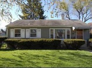 807 Jay St, Elgin, IL 60120