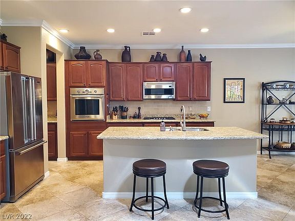 4th image of 2040 Fort Halifax St