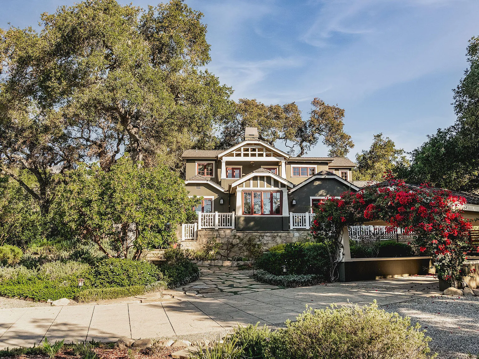 4 bed, 3.5 bath, $15,000 — Photo 1