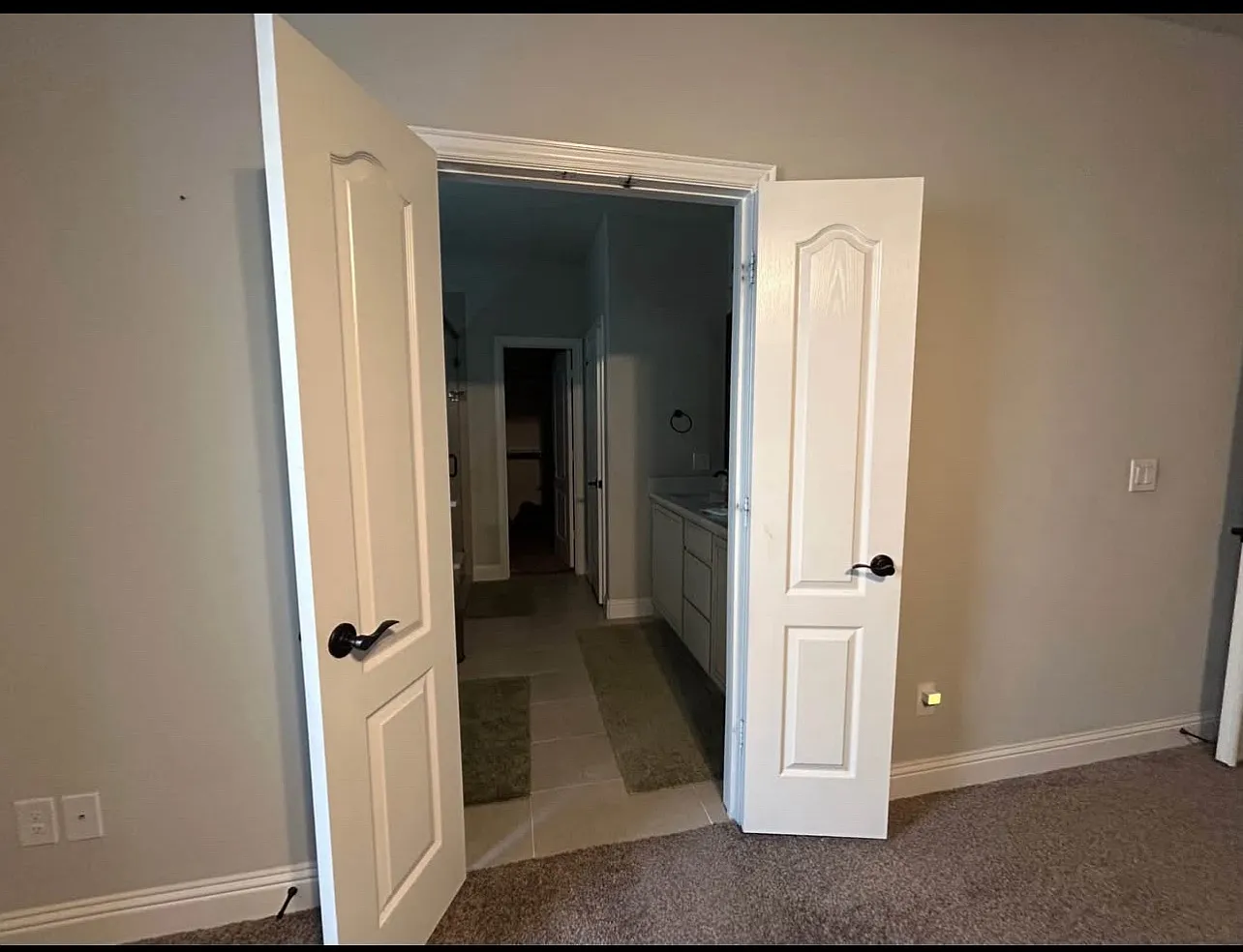 1 bed, 3266 sqft, $850 — Photo 3