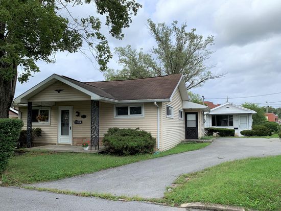 115 Lively Ave Oak Hill Wv 25901 Zillow