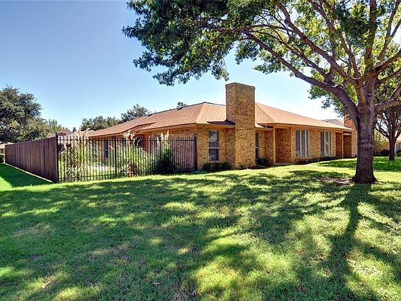 3rd image of 5201 Ledgestone Dr