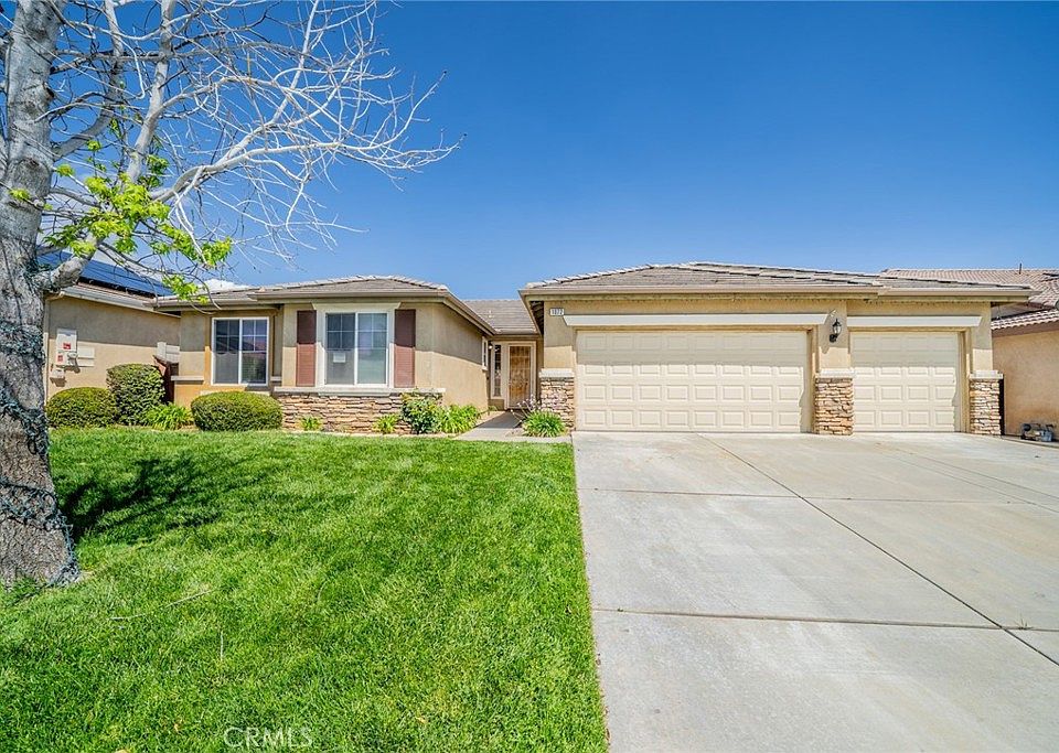 1st image of 1072 Willow Moon Way
