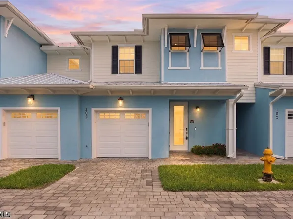 26380 Coco Cay Cir, Bonita Springs, FL 34135