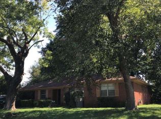 5084 Ravensworth Dr, Memphis, TN 38109