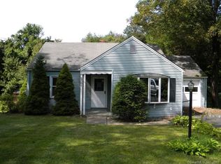 561 Thomaston Rd, Watertown, CT 06795