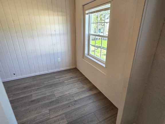 5th image of 991 E South Slope Rd #3