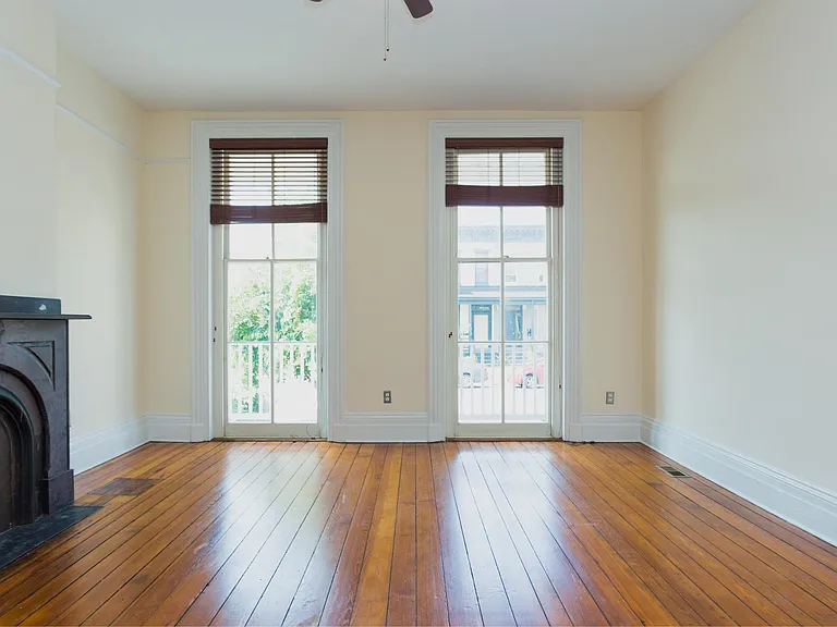 20 W Marshall St #2 — Photo 3