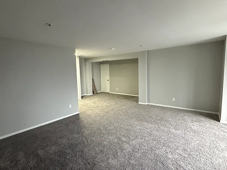8 Russell Ave #307 — Photo 8