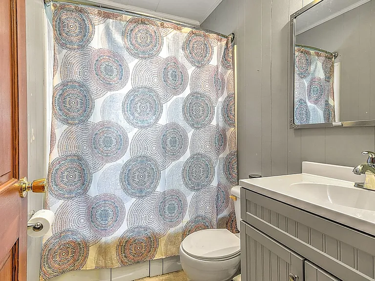 2913 Ashley St — Photo 11