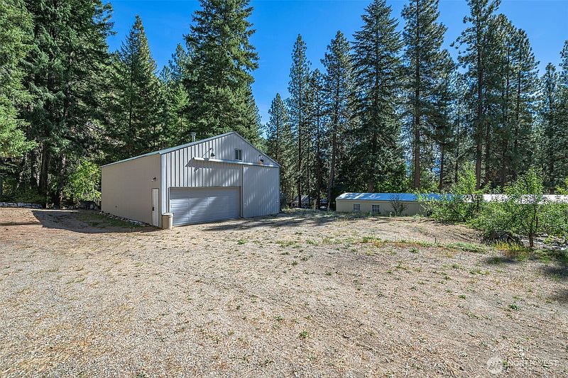 2nd image of 17972 Entiat River Road