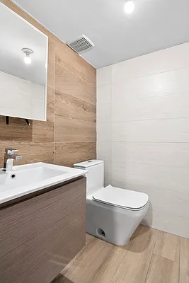 Rented by Compass | media 24