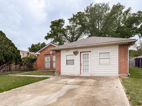 3rd image of 10007 Raymondville Rd
