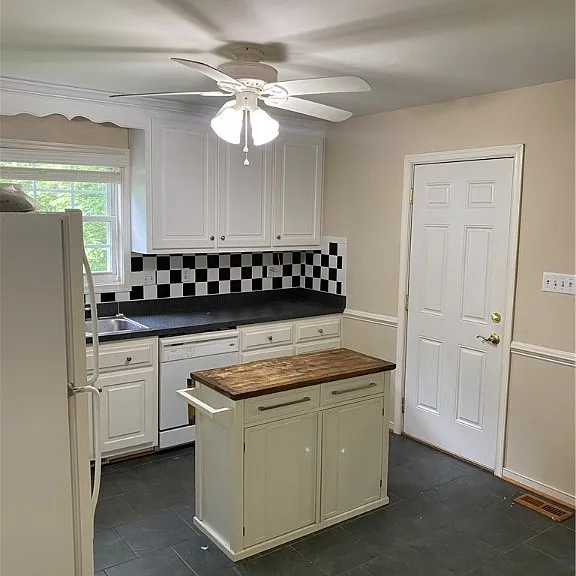 12301 Pomfret Ct — Photo 15