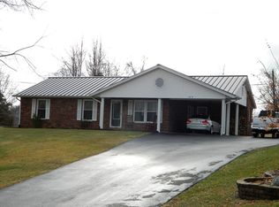 168 Lynnside Dr, Marion, VA 24354