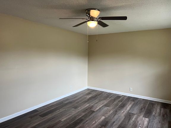 2nd image of 3022 Boulder Park Dr
