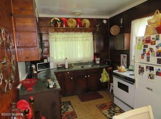 301 Crandall St, Albion, MI