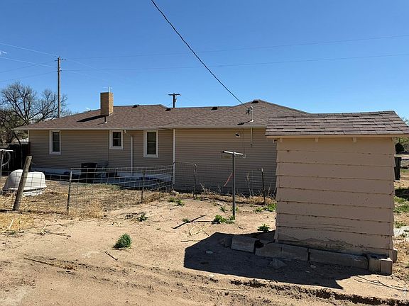 3rd image of 37425 N Railroad St