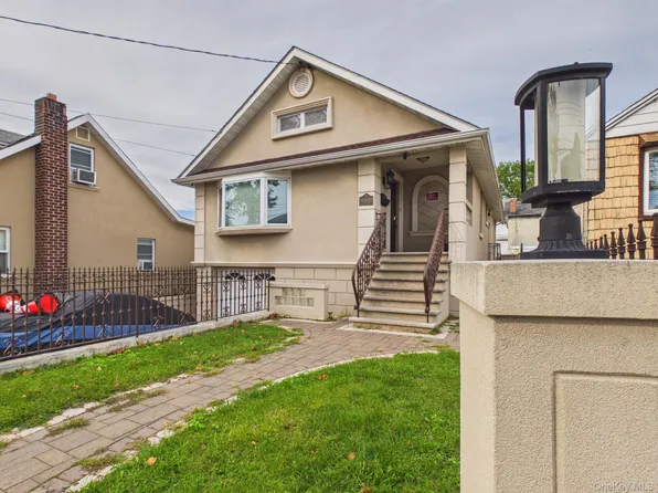 3147 Waterbury Avenue, Bronx, NY 10465
