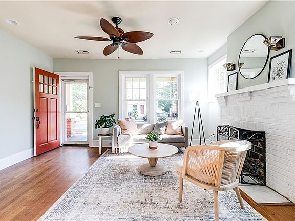 3rd image of 1815 Elmsmere Ave