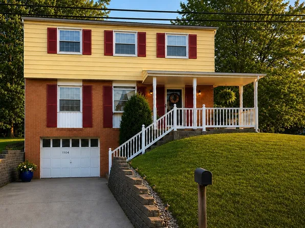 1104 Oakdale Rd, Oakdale, PA 15071