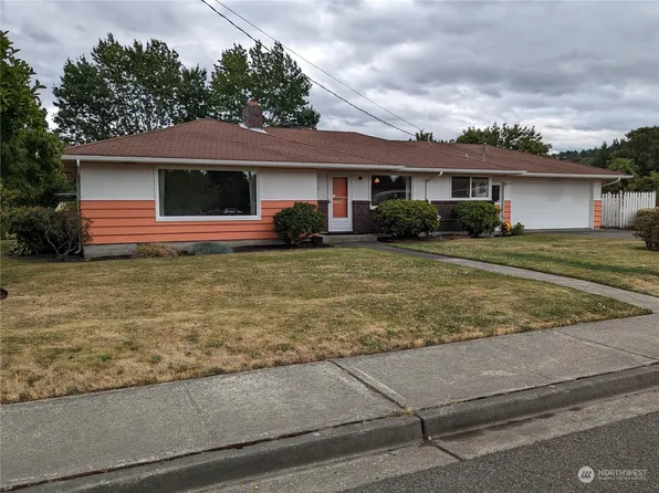 917 13th Street SE, Puyallup, WA 98372