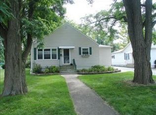 308 Freehauf St, Lemont, IL 60439