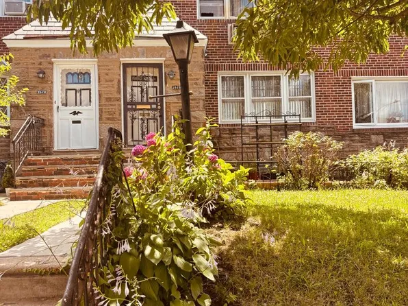 1616 Wynsam St, Philadelphia, PA 19138