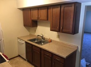 1000 Christopher Ln APT 1, Springfield, IL 62712