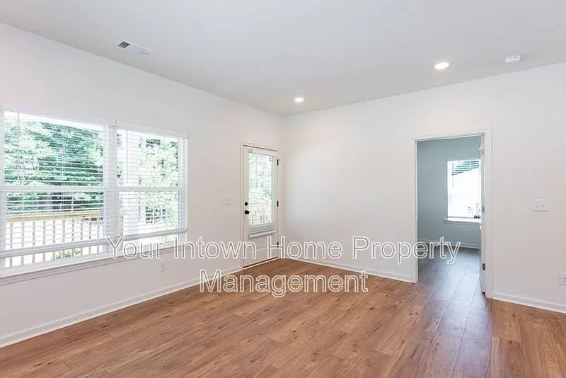 1 bed, 1.0 bath, 504 sqft, $950 — Photo 4