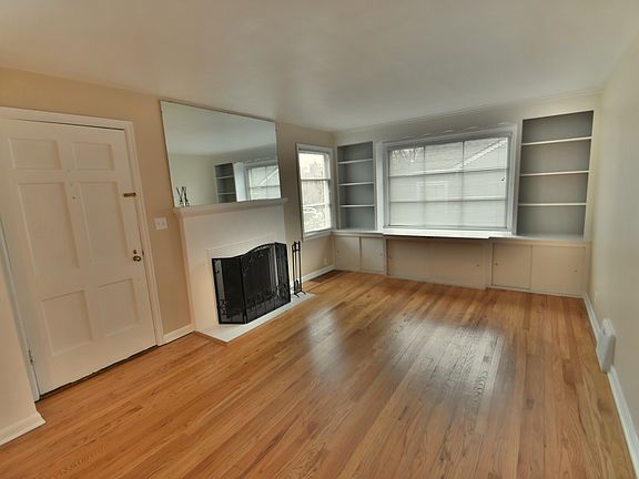 3rd image of 6219 40th Ave NE #A