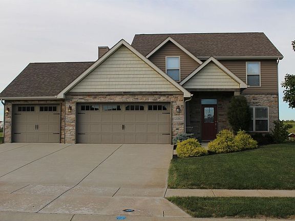 2nd image of 2106 Kingsbury Dr