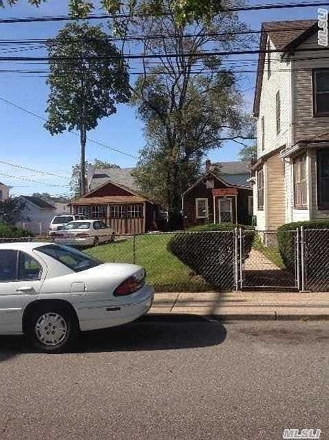 2nd image of 174 Roquette Ave