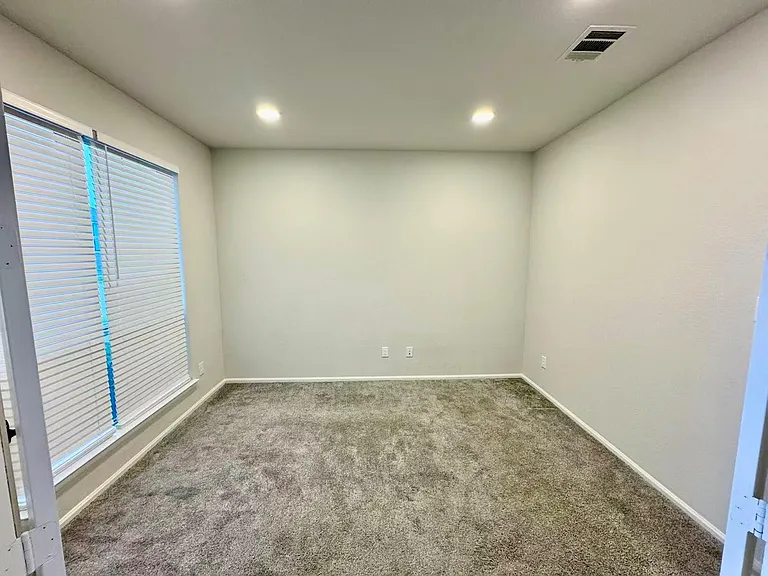 10503 Shining Dawn Way — Photo 3