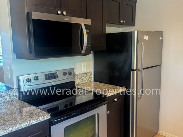 3514 Van Dyke Ave UNIT 4
